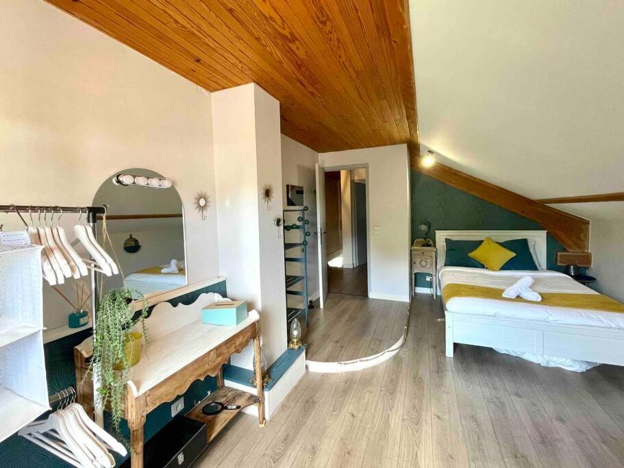 La Casa Del Papa - Maison Spacieuse Avec Jardin Dole Eksteriør billede
